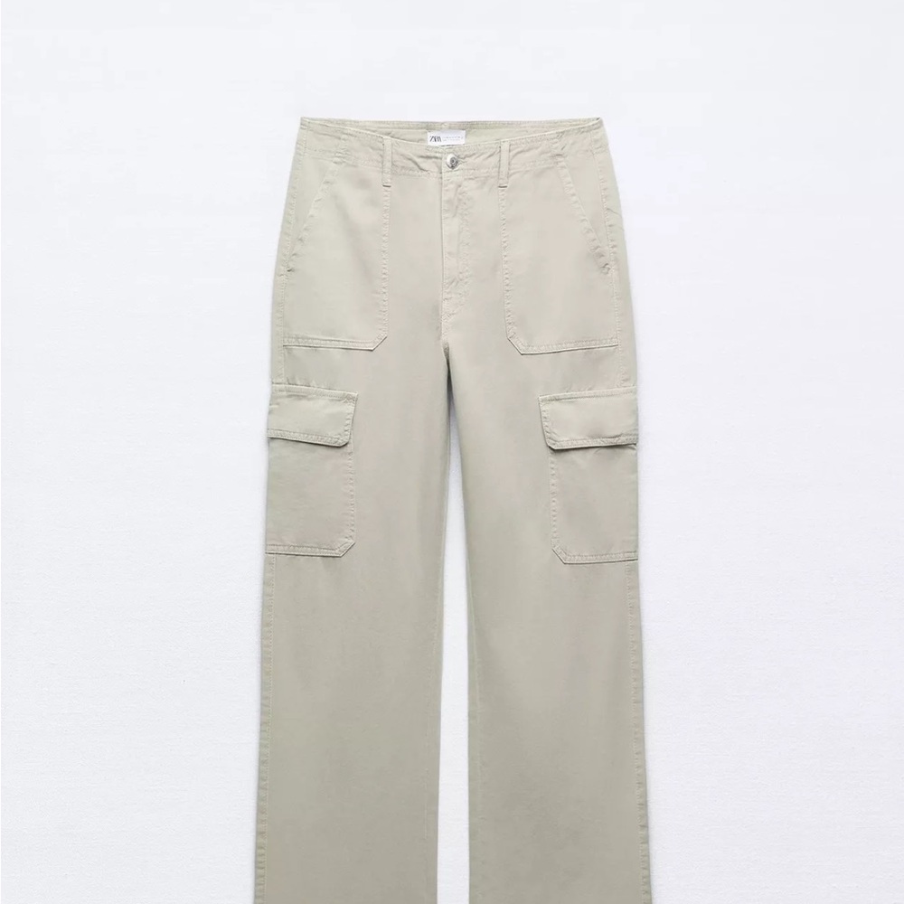 Zara Women’s Tan Cargo Pants